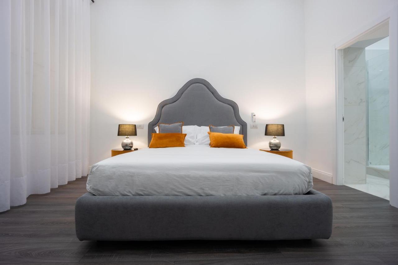 Suite Rodino 24 Naples Exterior photo